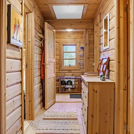 Holiday home Stunning In With Wifi Glesborg